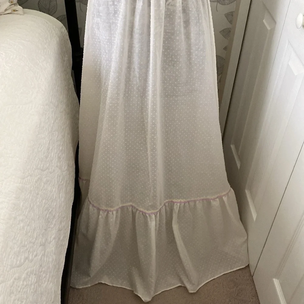 Vintage 1970’s prairie style full length dress with dimensional polka dots - Picture 4 of 14
